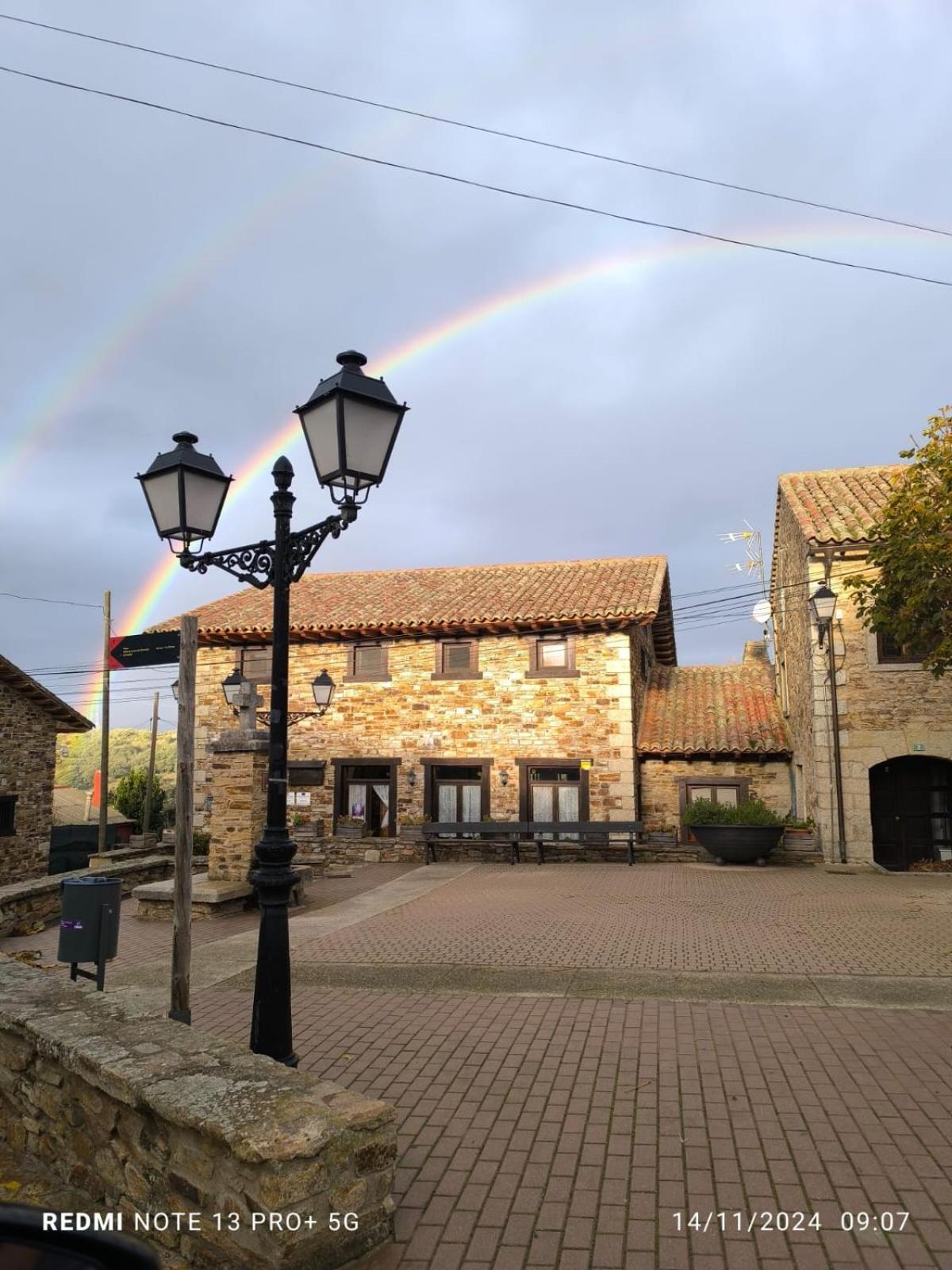 Posada De Serrada Serrada de la Fuente المظهر الخارجي الصورة
